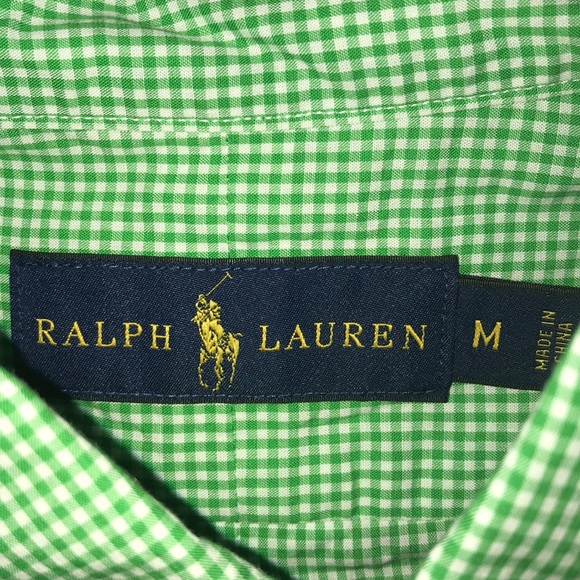 Button down - Picture 2 of 2